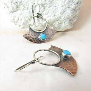 Hammered Copper And Turquoise Earrings, Mixed Metal Jewelry By Mocahete