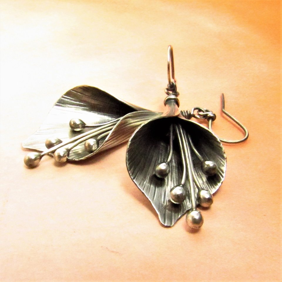 Large Silver Lily Earrings, Argentium Sterling Artisan Earrings, Elegant Flower Jewelry