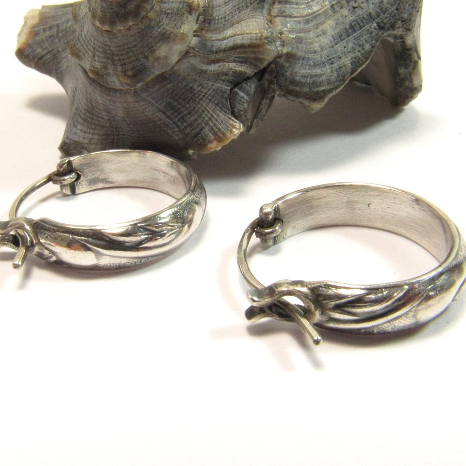 Small Sterling Silver Hoop Earrings, Swirl Design, Latching Clasp